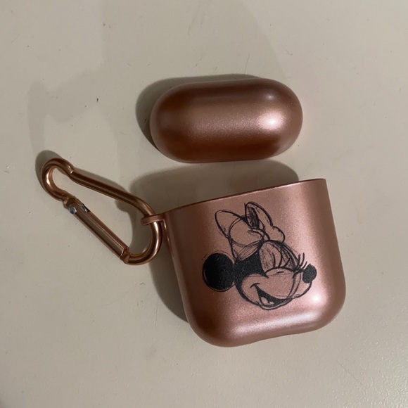 Disney Other - 🌸 Minnie Mouse sketch AirPods case